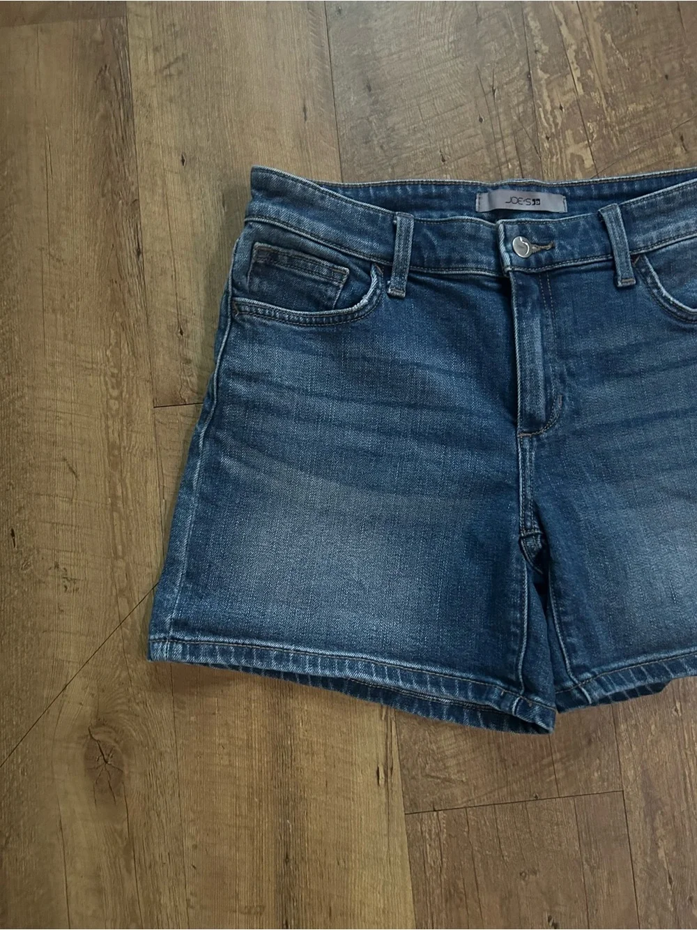 Joe’s Jeans Dark Wash Denim Shorts Size 28 ✨ Mid Rise Stretch Summer Staple